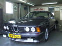 De BMW E24-serie was de eerste BMW 6-serie coupe , geproduceerd door de Duitse automaker BMW tussen de jaren 1976 en 1989. 